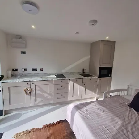 Garden Apartment, Sleeps 4 Leighton Buzzard Exterior photo